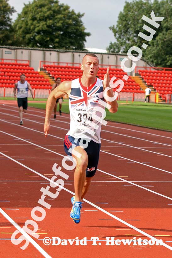 Richard Kilty (Gateshead) 200 metres at the Gateshead Tartan Games Open.